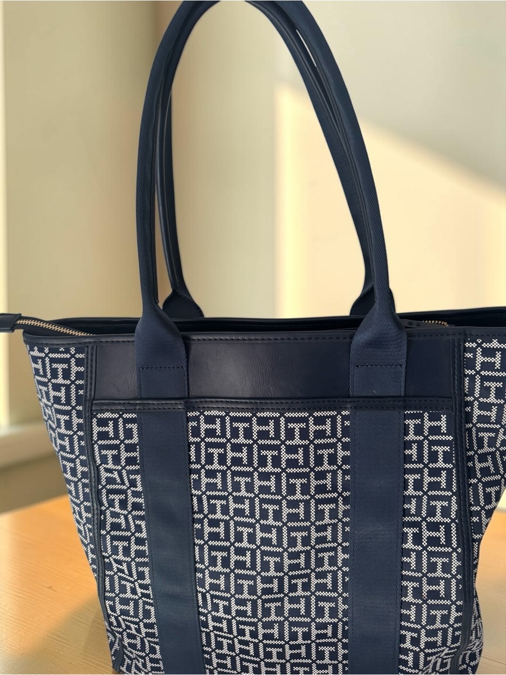 Tommy Hilfiger Navy, White & Red Signature Canvas Tote - Picture 2 of 5